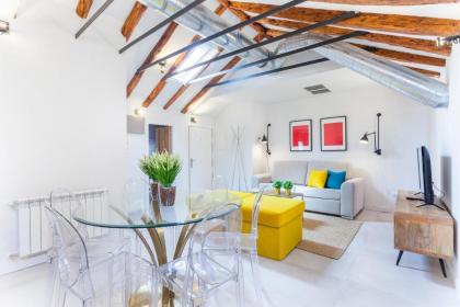 MIT House Patio en Madrid - image 17