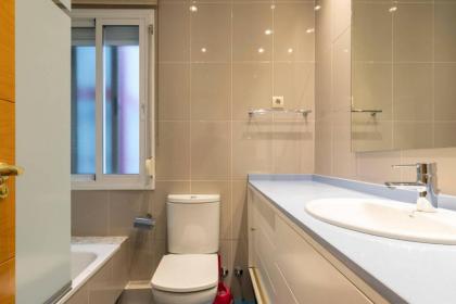 HOMEABOUT LA LATINA Apartment - image 21