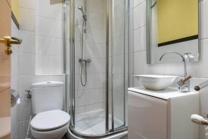 HOMEABOUT LA LATINA Apartment - image 25