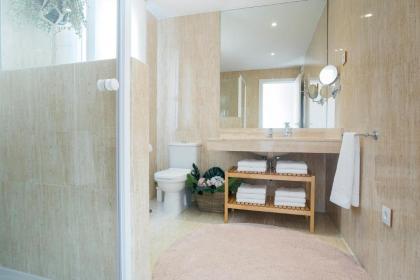 HOMEABOUT PREMIUM ROYAL PALACE Penthouse - image 22