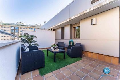 Super Deluxe Villa with FREE Parking Madrid Center - image 22