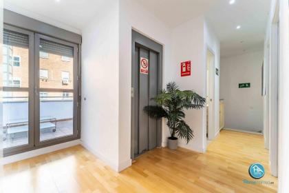 Super Deluxe Villa with FREE Parking Madrid Center - image 26