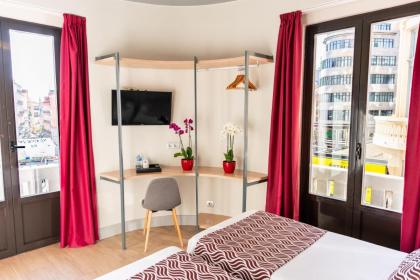 Hostal Juliette-Gran Via - image 17