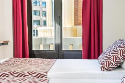 Hostal Juliette-Gran Via - image 18