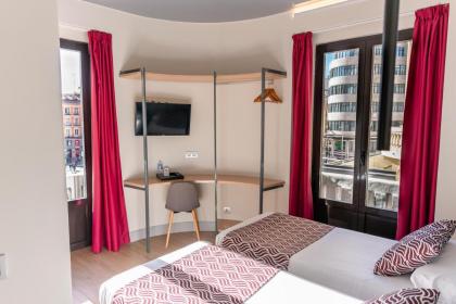 Hostal Juliette-Gran Via - image 21