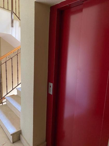 Centro Embajadores / Luxury Apartment - image 23