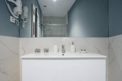 Apartamentos Plaza de Pedro Zerolo III - image 25