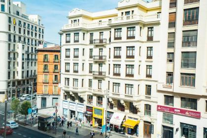 Smartr Madrid Gran Via 47 - image 7