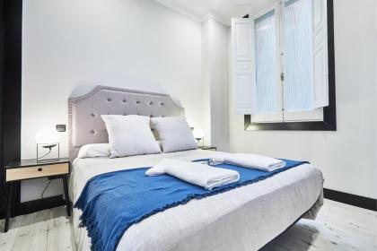 SERRANO ELEGANCE by Presidence Rentals - image 30