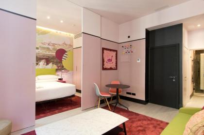 Amor de Dios 17 Boutique Hotel - image 16