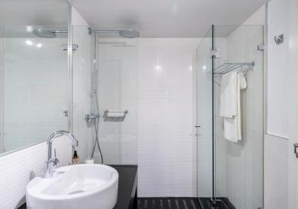 Hermosilla II Apartment by Flatsweethome - image 11