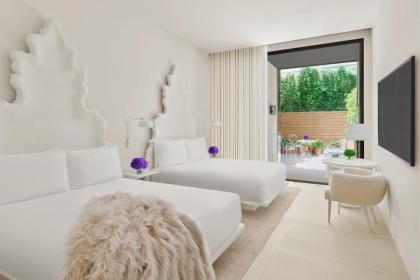 The Madrid EDITION - image 24
