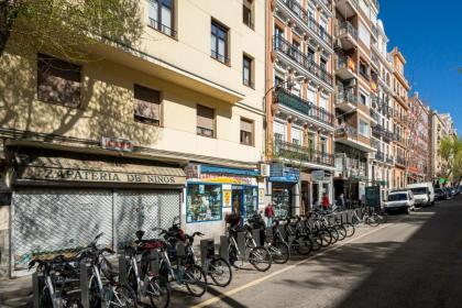 Moncloa Apartment - image 27