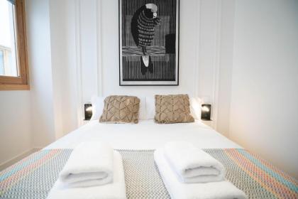 Smartr Madrid Gran Via Apartments - image 15