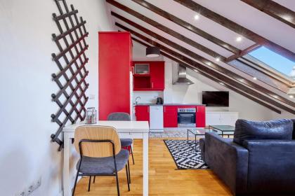 PLAZA MAYOR SUITE by presidence rentals - image 23
