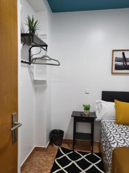 M-A Catrachos Rooms - image 13