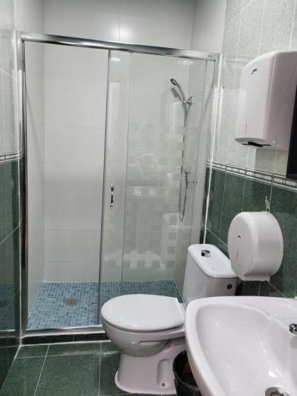 M-A Catrachos Rooms - image 14