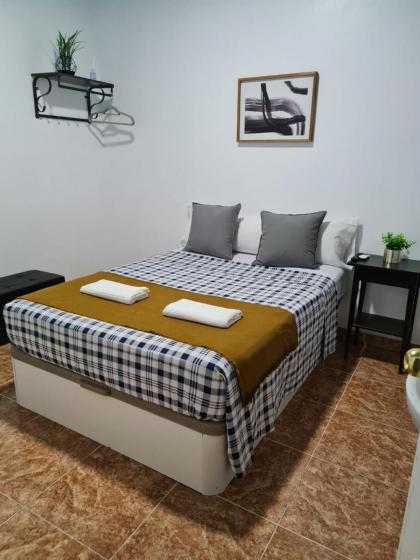 M-A Catrachos Rooms - image 18