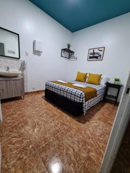 M-A Catrachos Rooms - image 24