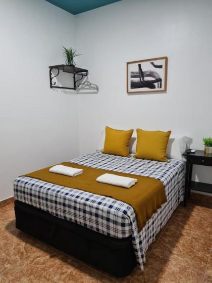 M-A Catrachos Rooms - image 26