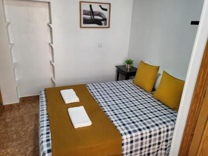 M-A Catrachos Rooms - image 7