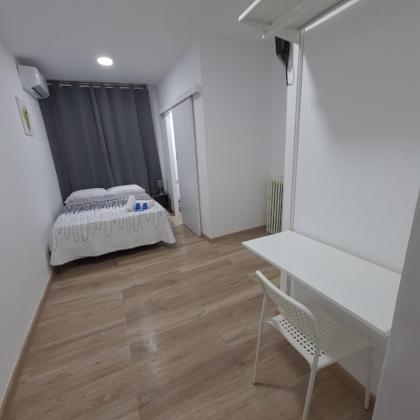 Hostal Vara Madrid - image 3