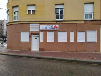 Hostal Las Fronteras - image 9