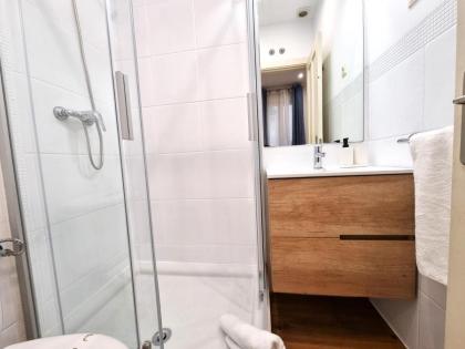 MOLINA - LA LATINA - image 25