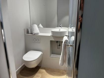 easyHotel Madrid Centro Atocha - image 21