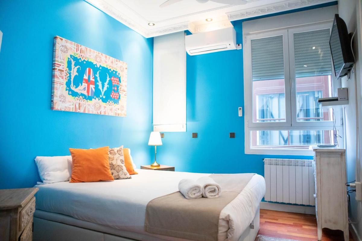 Puerta del Sol Apartments - main image