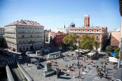 Puerta del Sol Apartments - image 25