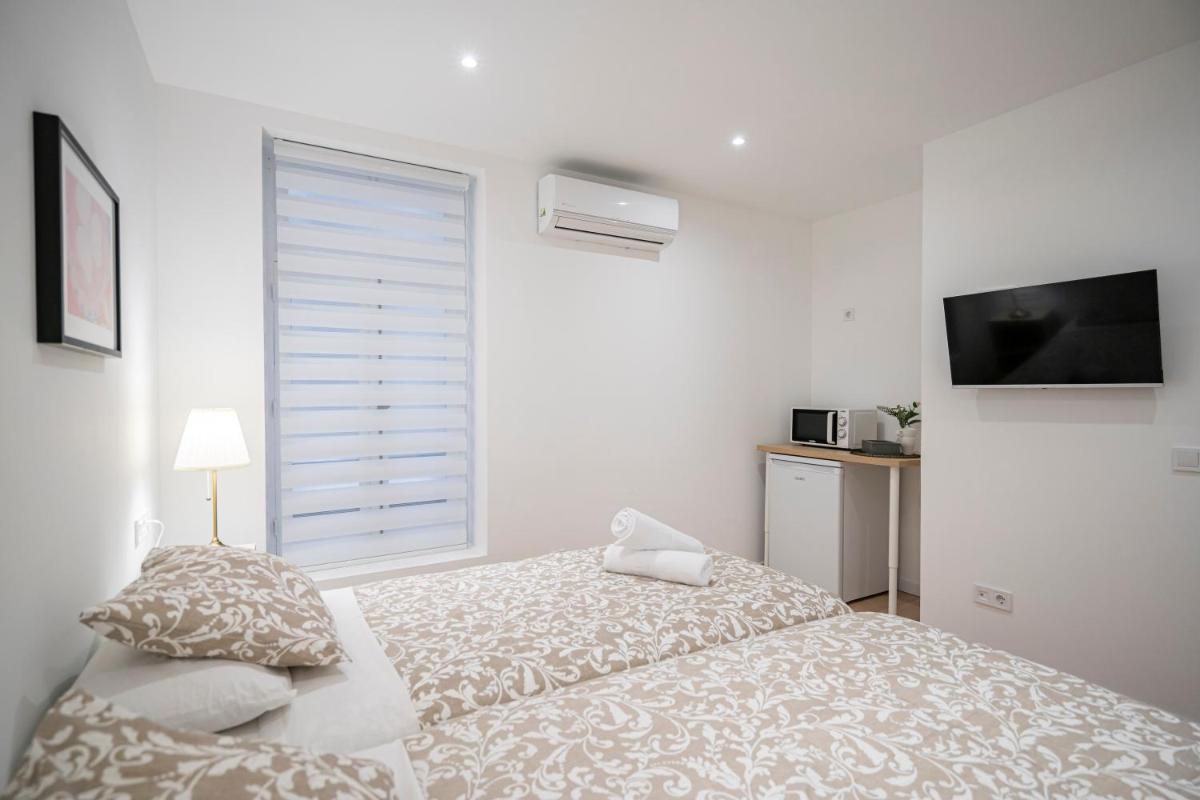 Room Plaza España - image 5