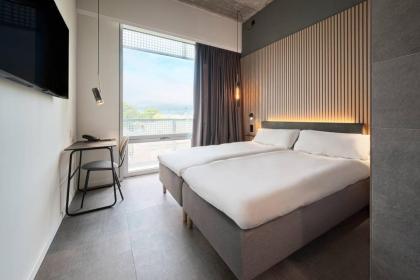Zleep Madrid Airport - image 23