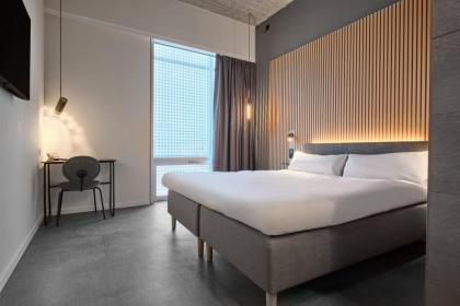 Zleep Madrid Airport - image 28