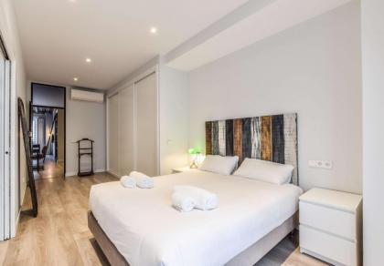 Apartment next to Gran Vía- Madrid Center - image 30