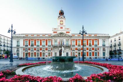 NUEVO apartamento reformado en SOL Centro Madrid - image 15