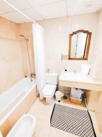 NUEVO apartamento reformado en SOL Centro Madrid - image 3