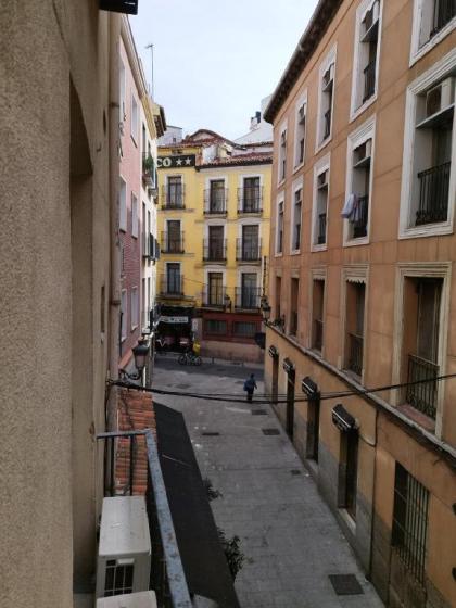 NUEVO apartamento reformado en SOL Centro Madrid - image 7