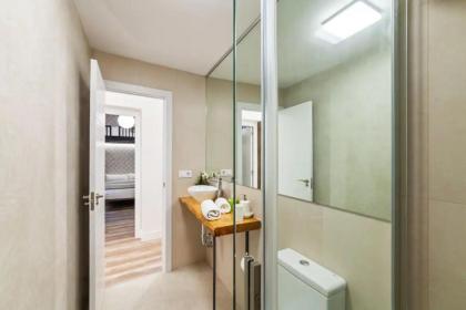 Spacious 3 Bedroom Apartment in Centro - image 12