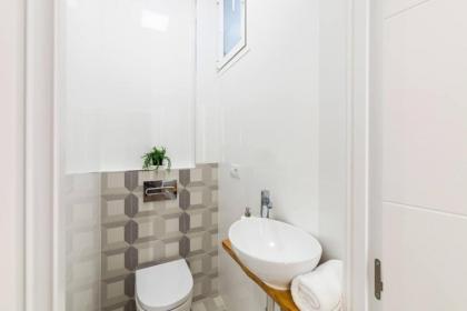 Spacious 3 Bedroom Apartment in Centro - image 2