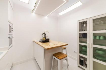 Spacious 3 Bedroom Apartment in Centro - image 5