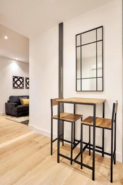 Serrano SUITE by Presidence Rentals - image 21