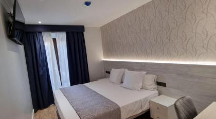 CH La Petite Maison - Boutique - Madrid - image 15