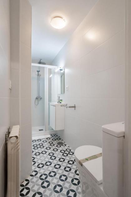 apartamento en la plaza de lavapies - image 22