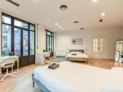 apartamento en plaza de canalejas - image 23