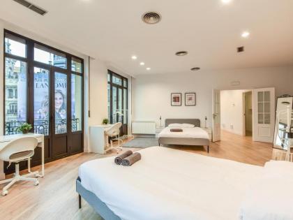apartamento en plaza de canalejas - image 24