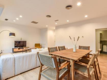 apartamento en plaza de canalejas - image 4