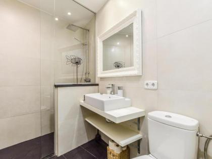 apartamento reformado-2 habitaciones-5 huespedes - image 22