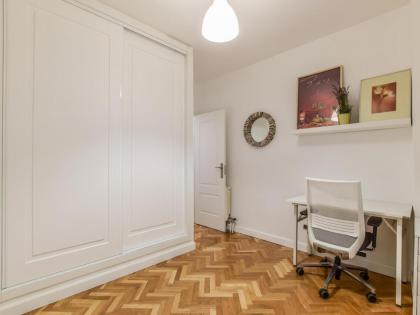 apartamento reformado-2 habitaciones-5 huespedes - image 30