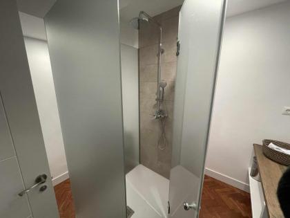 Apartamento con vistas al Parque del Retiro - image 6